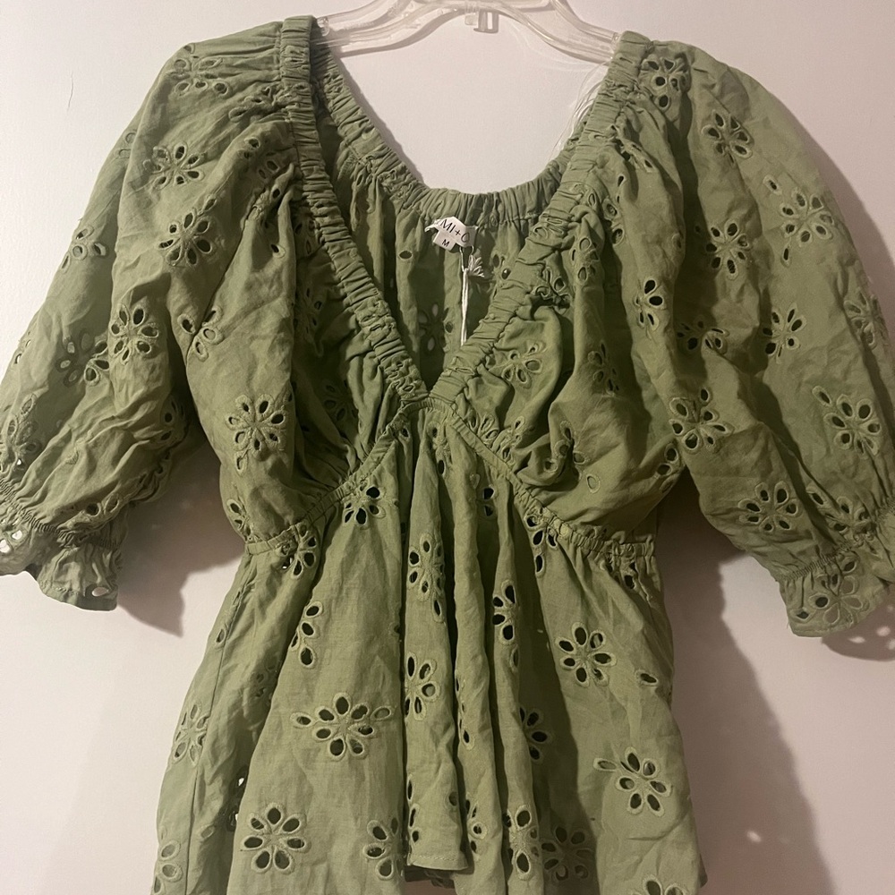 NWT Green Eyelet Women's Top